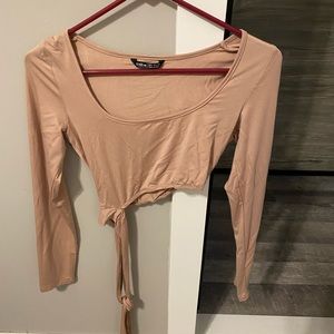 Light pink/tan crop top